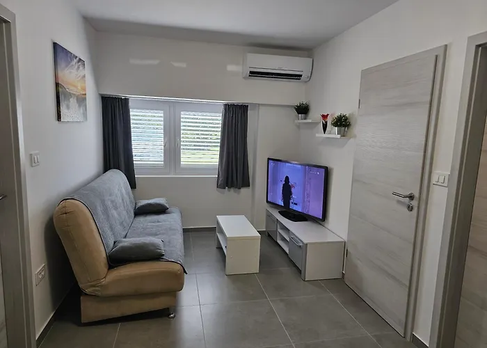 Apartma Bertoki 아파트 코페르